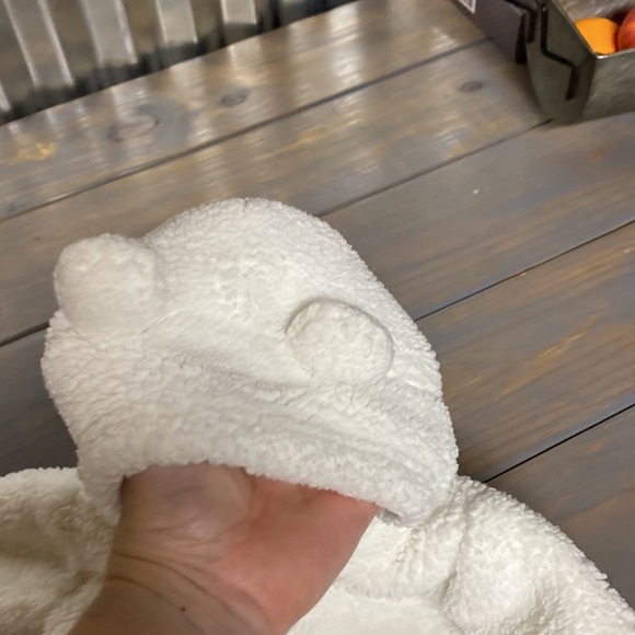 Carter Infant size 6 month one piece cover. (321/3) - Picture 8 of 11